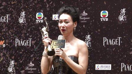 郁险自杀 复出被任达华踢成重伤凯发k8网站她3岁乞讨走红后抑(图1)
