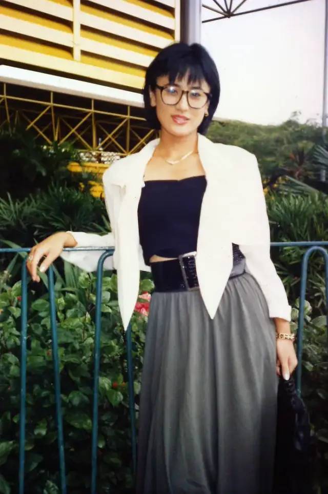 明星生存现状多人离世有人79岁还在打凯发K8旗舰厅香港影坛红极一时的外籍(图29)